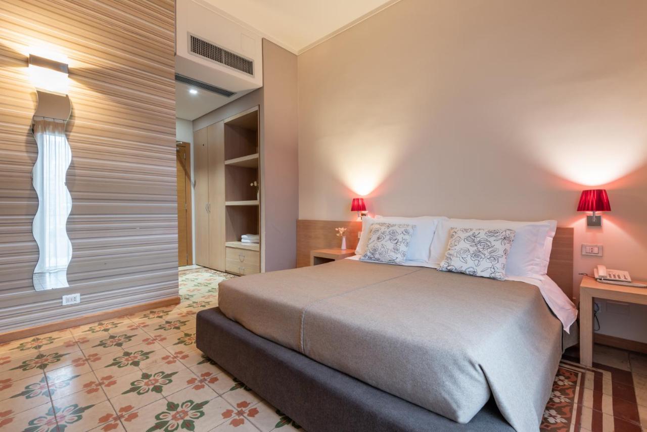 Hotel Vittorio Veneto Ragusa Buitenkant foto